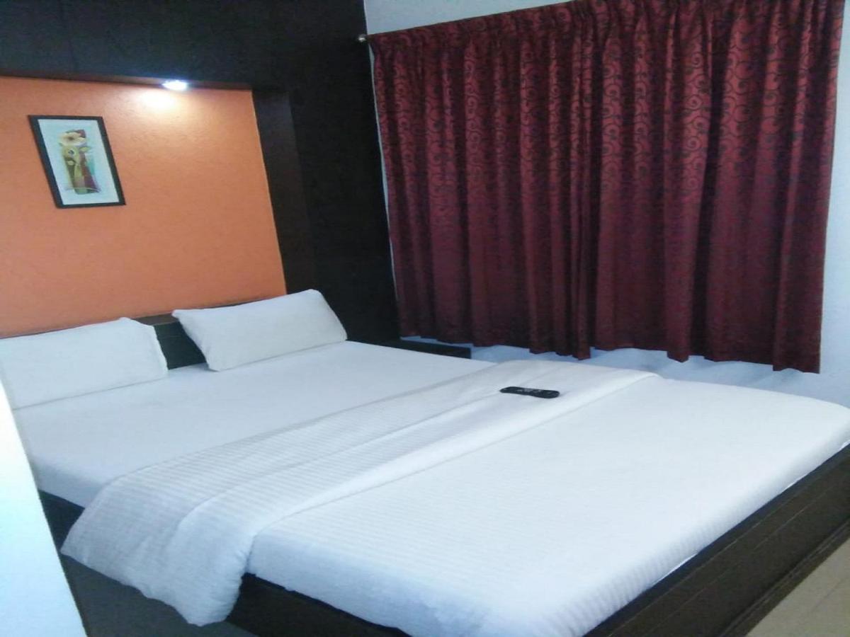 Ocean Inn Hotels Бангалор Экстерьер фото