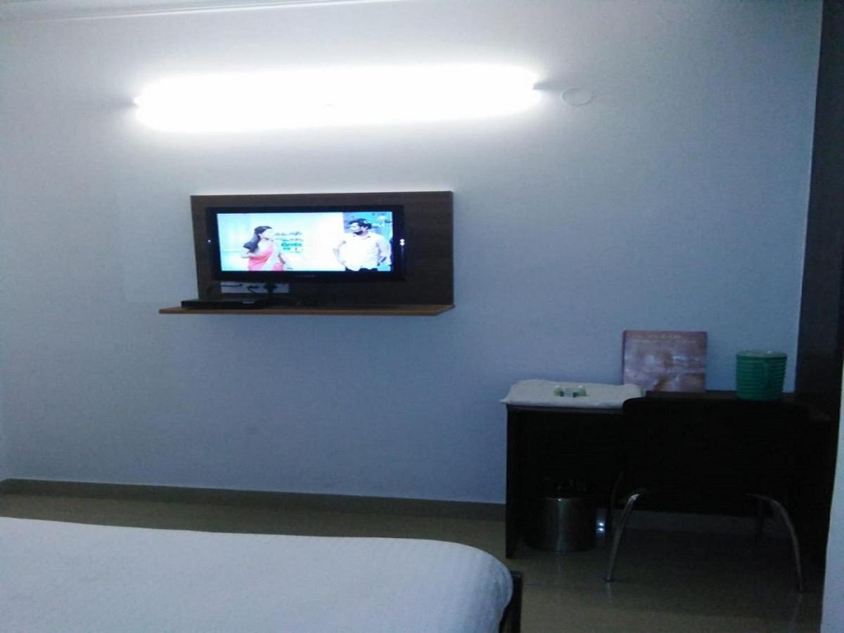 Ocean Inn Hotels Бангалор Экстерьер фото