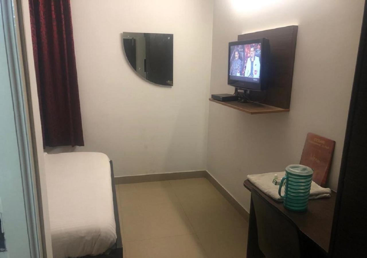 Ocean Inn Hotels Бангалор Экстерьер фото